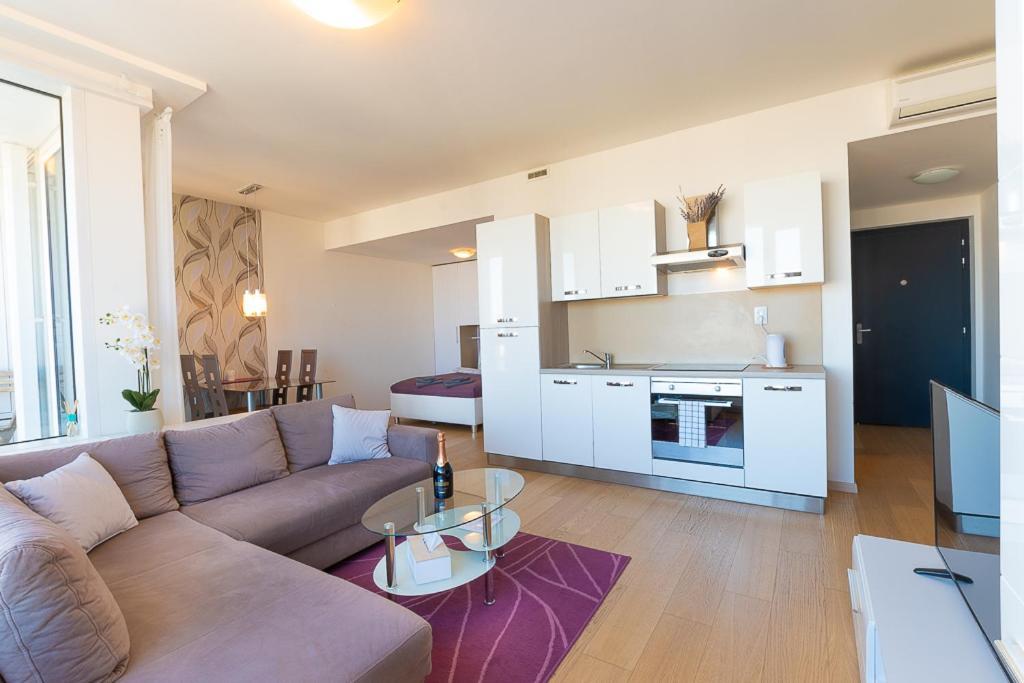 Panoramaview/31Thfloor!/Luxury/Wifi/Parking Apartment Bratislava Exterior foto